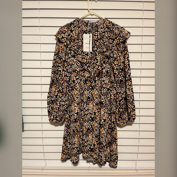 NWT Zara printed dress with ruffled hem - Picture 1 of 7